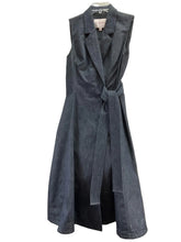 Load image into Gallery viewer, Size 2 Carolina Herrera Dress
