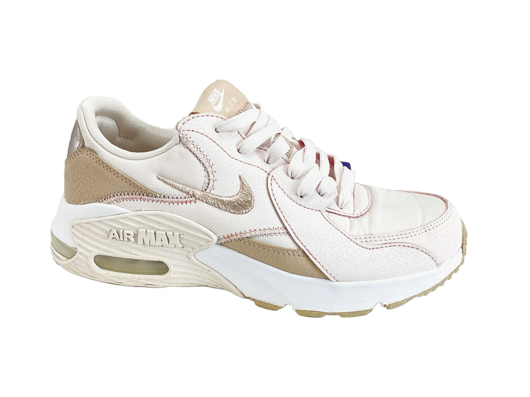 Size 8 Nike Air Max Shoes