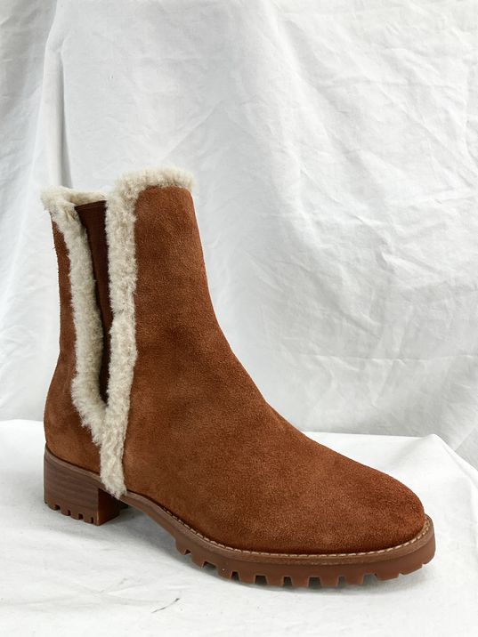 Size 6 Talbots Suede Boots