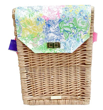 Load image into Gallery viewer, Lilly Pulitzer Wine Bottle Carrier
