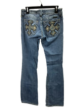 Load image into Gallery viewer, Size 8 Miss Me Jeans
