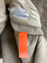 Load image into Gallery viewer, Restoration Hardware Faux Fur Tree Skirt
