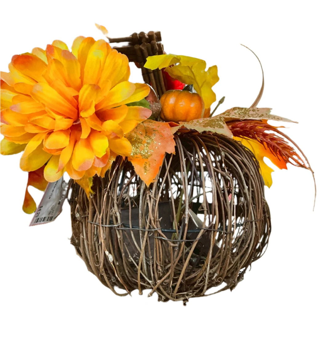 Fall Decor Straw Pumpkin