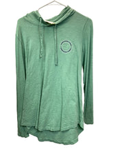 Load image into Gallery viewer, Size M Vineyard Vines Shirt
