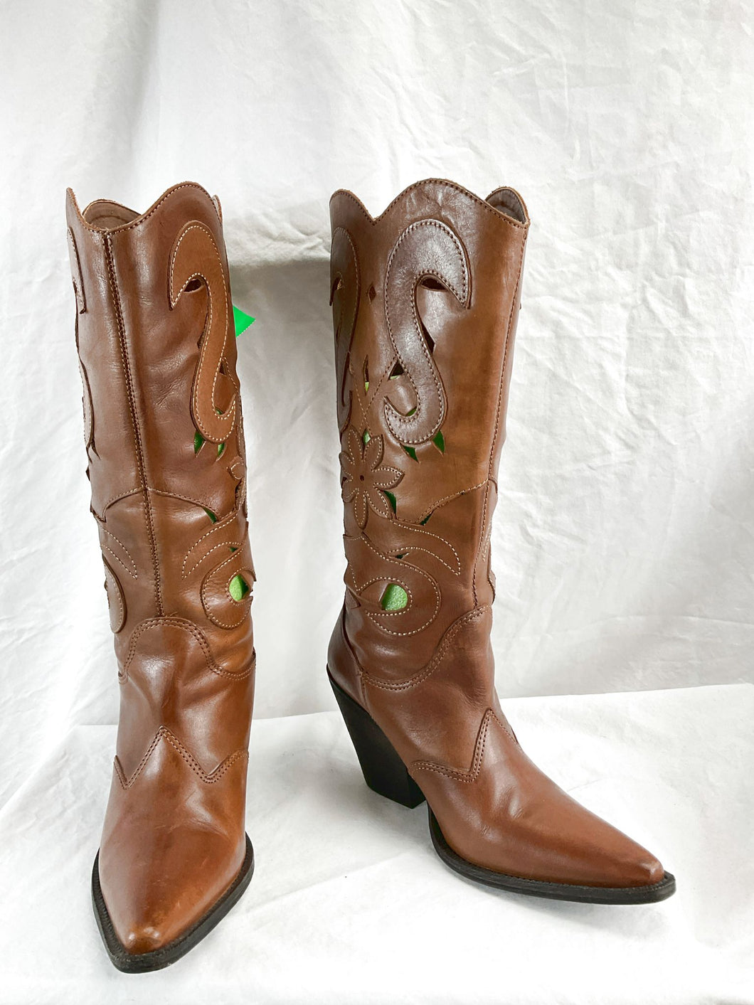 Size 8 Carlos Loeather Tall Boots