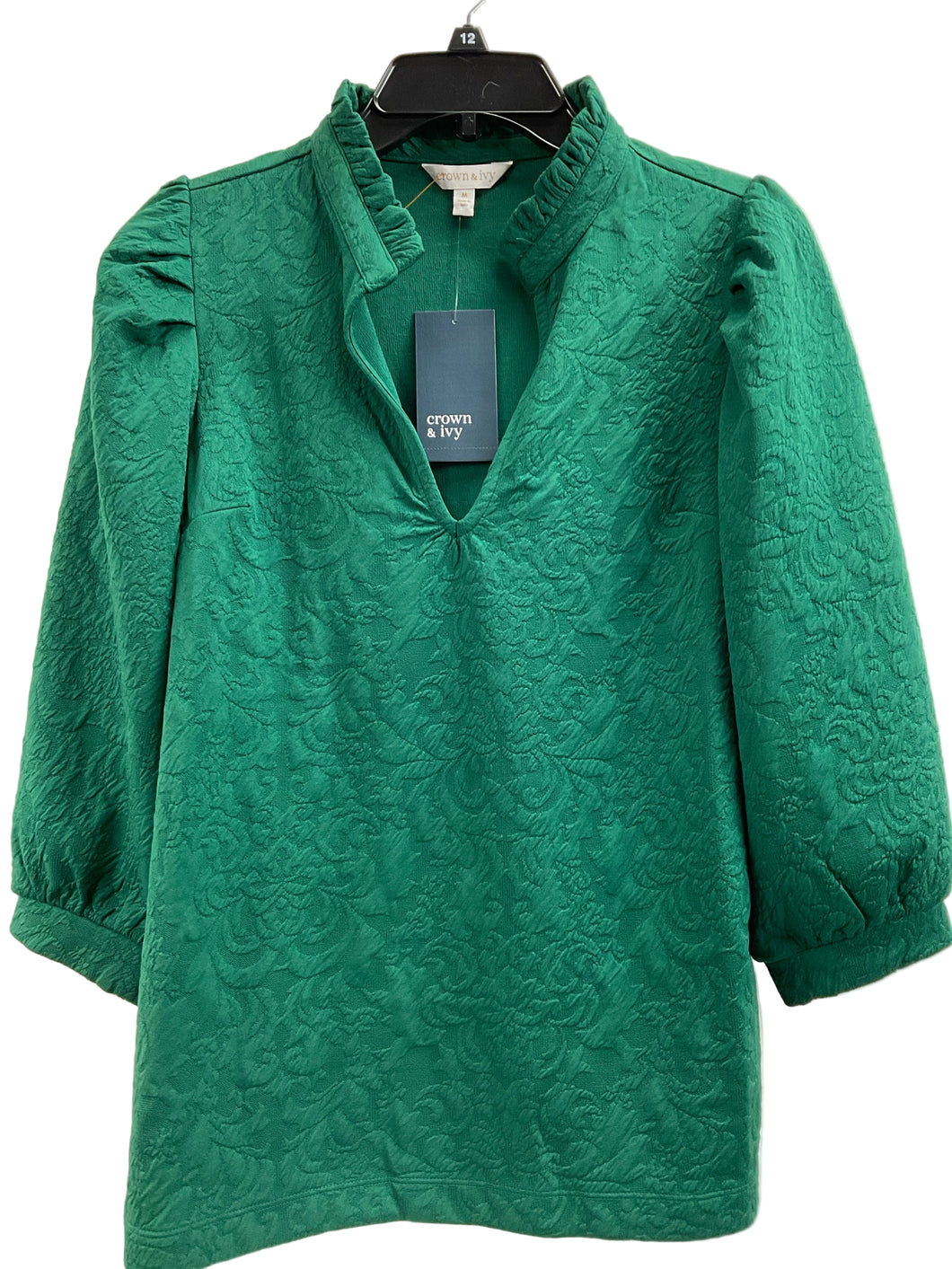 NWTS Size M Crown Top