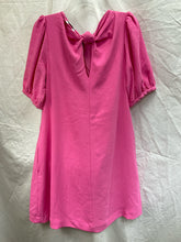 Load image into Gallery viewer, NWTS Size L Crown &amp; Ivy Dress
