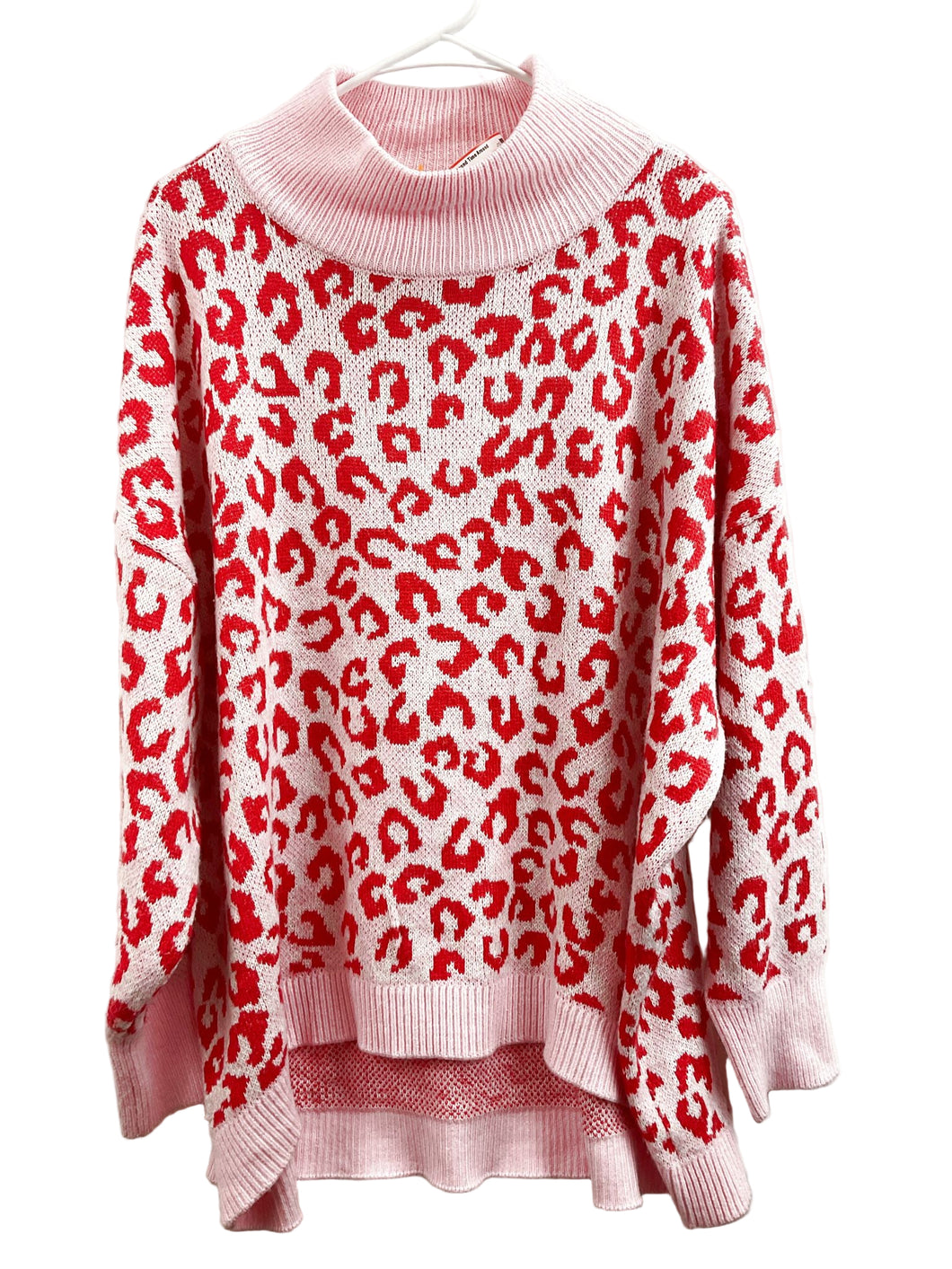 Size L Crown & Ivy Sweater