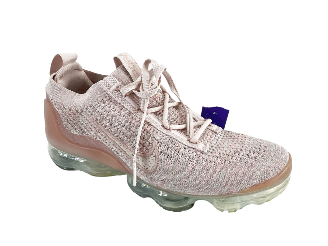 Size 9.5 Nike Vapor Max Shoes