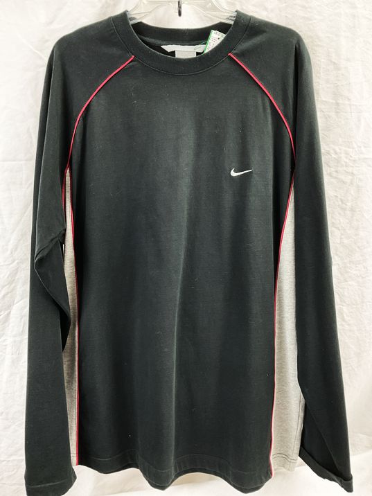 Size 2X Nike Long Sleeve Shirt