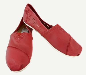Size 8.5 Toms Shoes
