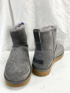 Size 5 UGG Boots