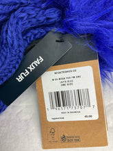Load image into Gallery viewer, NWTS The North Face Beanie
