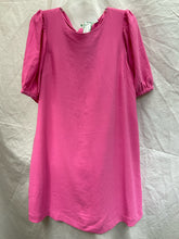 Load image into Gallery viewer, NWTS Size L Crown &amp; Ivy Dress
