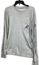 Load image into Gallery viewer, Size S Vineyard Vines Shirt
